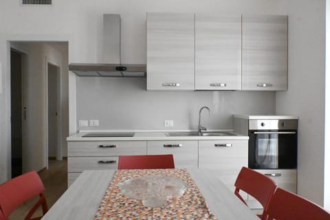 SE202 - Senigallia, nuovo trilocale in centro superaccessoriato Apartment in Senigallia
