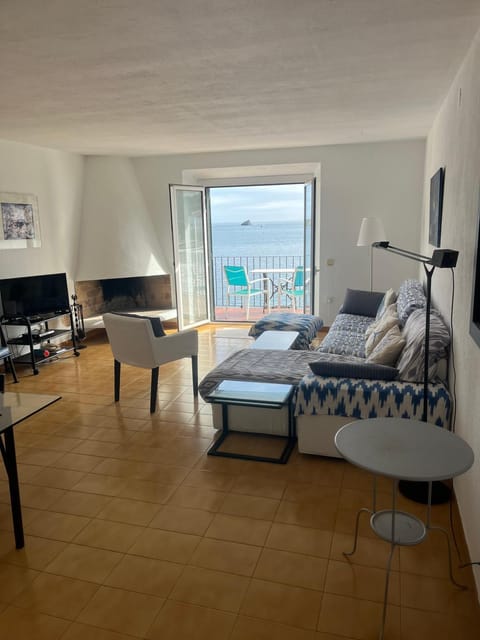 Vistas exclusivas al mar Apartment in Cadaqués