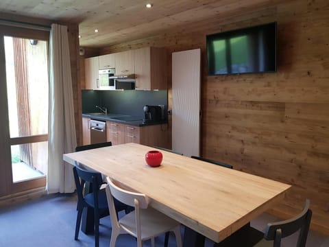 Appartement 8 personnes au pied des pistes Apartment in Mâcot-la-Plagne