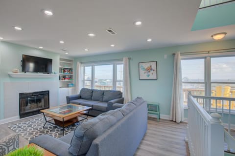 NTB0104 Swallows Nest House in North Topsail Beach