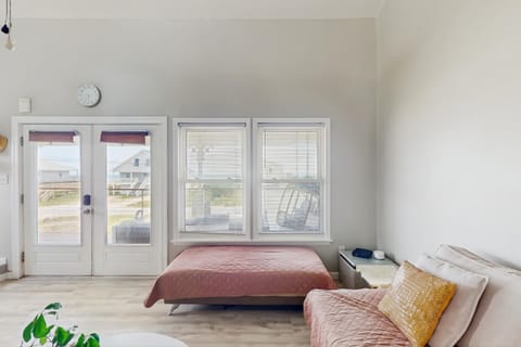 NTB0221 Seashore Cove House in North Topsail Beach