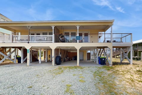 NTB0221 Seashore Cove House in North Topsail Beach