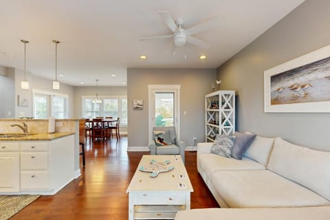 NTB108 Sandpiper Paradise House in North Topsail Beach