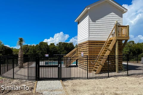 NTB109 Wave Chateau House in North Topsail Beach