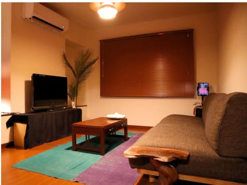 TV and multimedia, Living room, air conditioner, air conditioner