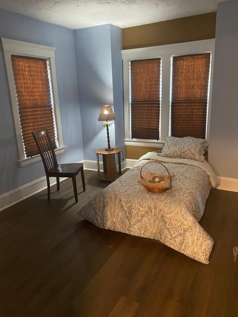 1469 east 116th Vacation rental in Cleveland Heights