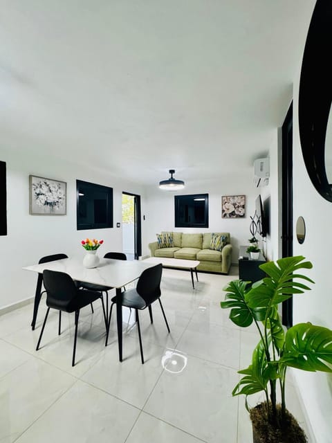 Living room, Dining area