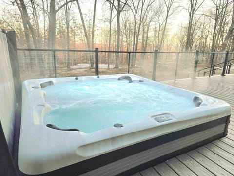 Natural landscape, Hot Tub