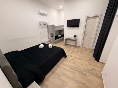 Property building, Bathroom, hair dryier, internet, towels, air conditioner