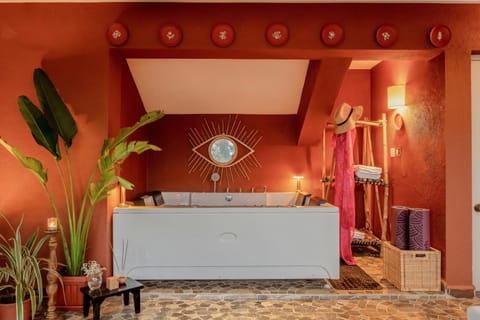 Hot Tub, Hot Tub, Balcony/Terrace, Open Air Bath, towels