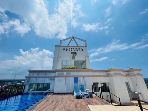 Property building, Pool view, Swimming pool
