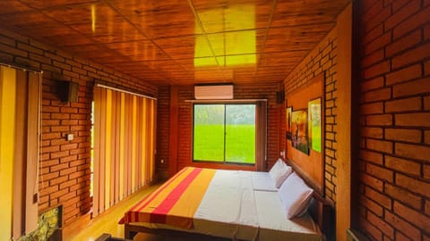 Bedroom, air conditioner