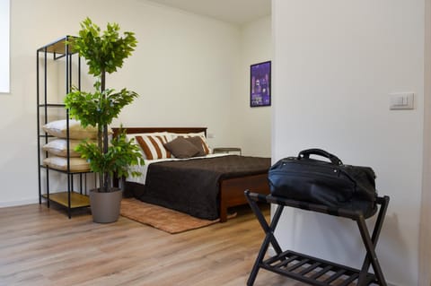 Fly and Rest MXP - Airport Shuttle 24H Apartment in Lombardy