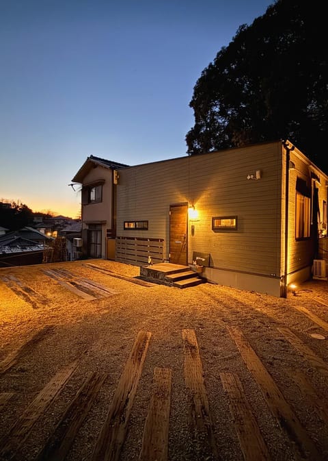Property building, Sunset