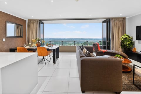Balcony/Terrace, Living room, Dining area