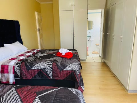 Annika sleep & Go Rondebosch East capetown Bed and Breakfast in Cape Town