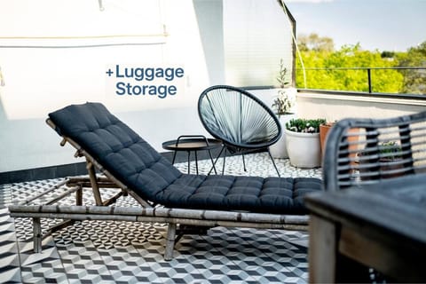 Patio, Day, Balcony/Terrace, Seating area