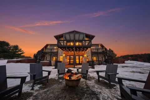 Property building, Natural landscape, Winter, BBQ facilities