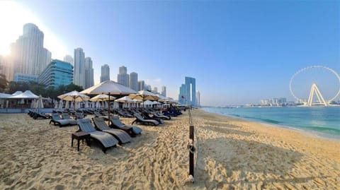 Jumeirah Beach Luxury Collective 1 Apartment in Dubai