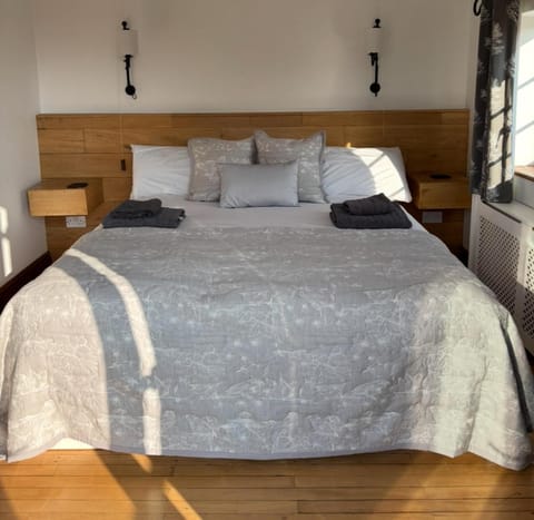 Lincoln Holiday Retreat View with Private Hot Tub House in Lincoln