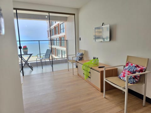 TV and multimedia, View (from property/room), Balcony/Terrace, Living room, Seating area, Dining area