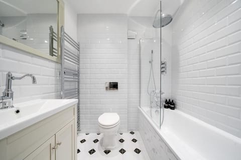 Idyllic Waterside Cottage in Mid Devon House in Taunton Deane