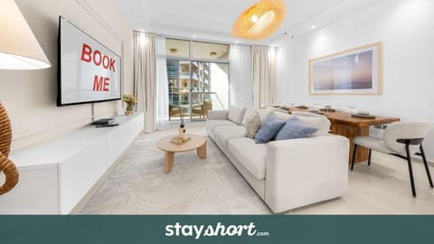Free housekeeping visits during your stay - StayShort - 2 Bed in Marina that Sleeps 2 with a City View Apartment in Dubai