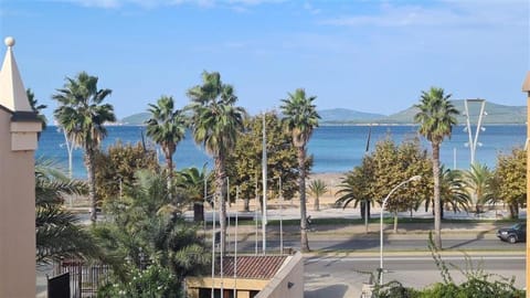 Exclusive Seaview Apartment in front of the beach Apartment in Alghero