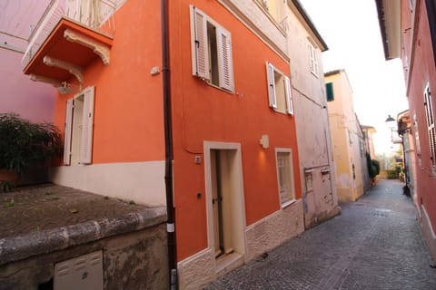 Dimora Centro Storico Apartment in Sirolo