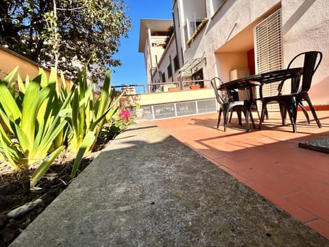Day, Balcony/Terrace