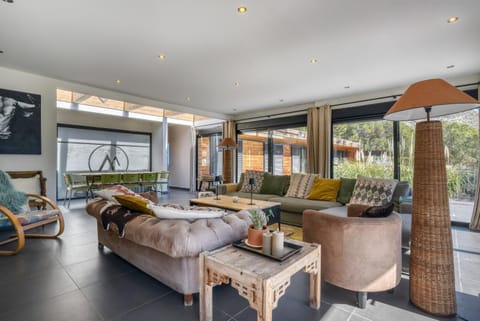 Property building, Living room