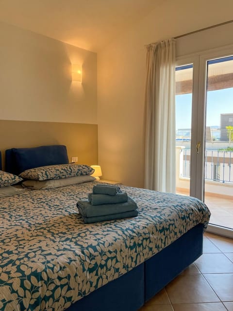 Seaside Terrace by DomusAway Apartment in Golfo Aranci