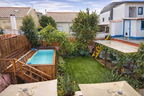 Patio, Spring, Day, Garden, Garden, Garden view, Pool view, Swimming pool, Swimming pool
