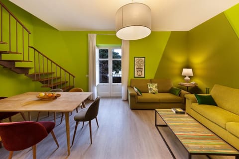 Communal lounge/ TV room, Living room