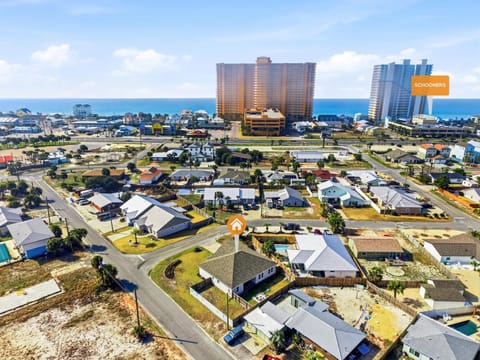 Property building, Day, Neighbourhood, Natural landscape, Bird's eye view, City view, Street view, Location
