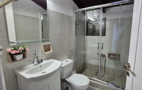 Nea Makri Maisonette Near Beaches by MPS House in East Attica Regional Unit, Greece