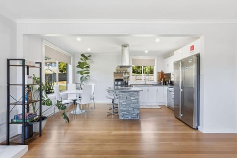 Cozy Pet-Friendly Home, Glenorchy House in Glenorchy