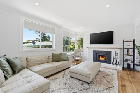 Cozy Pet-Friendly Home, Glenorchy House in Glenorchy