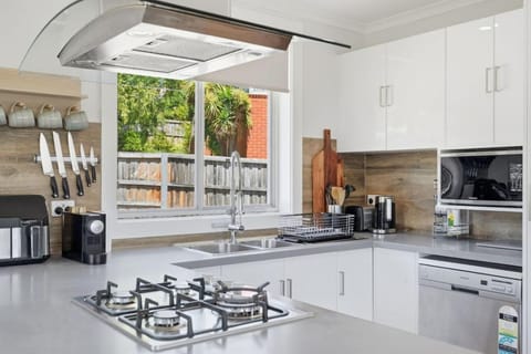 Cozy Pet-Friendly Home, Glenorchy House in Glenorchy