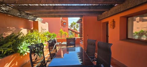 Patio, Balcony/Terrace