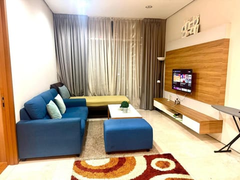 TV and multimedia, Seating area