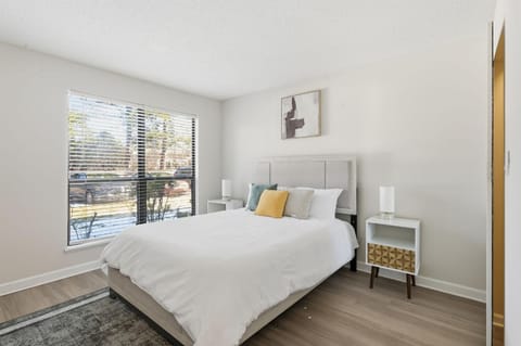 Modern Ease at The Taylor Apartment in Jeffersontown