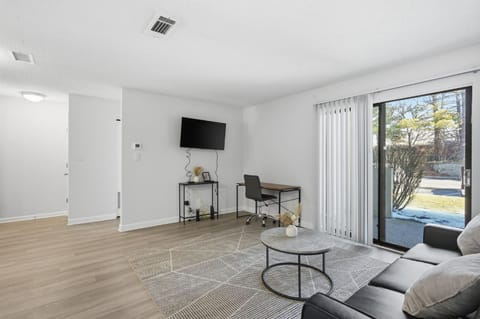 Modern Ease at The Taylor Apartment in Jeffersontown