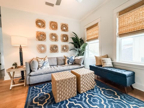 Luxury Beach Home-Pool Spa Sauna Cart Games House in Vilano Beach