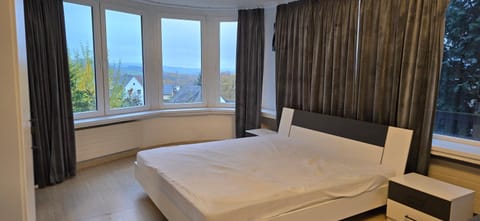 Bed, Natural landscape, View (from property/room), Bedroom