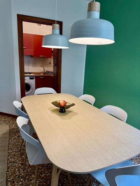 Wake up next to Vicenza's Most Beautiful Square! Apartment in Vicenza