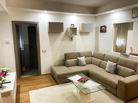 Erad B&B Apartment in Milan