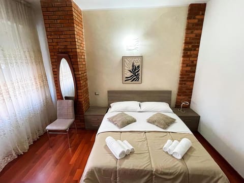 Erad B&B Apartment in Milan