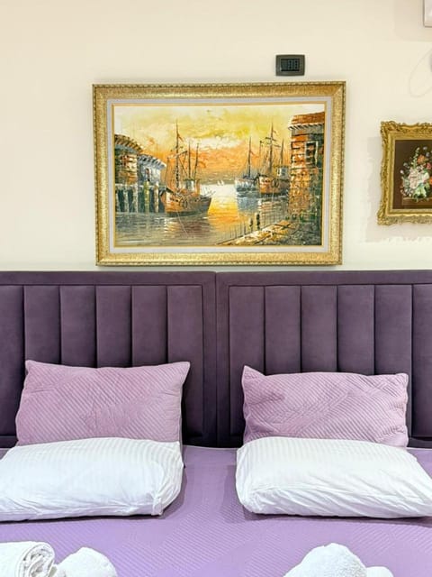 Bed, Living room, Decorative detail, Bedroom