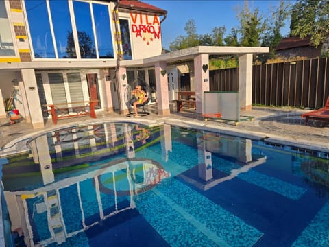 Property building, Swimming pool